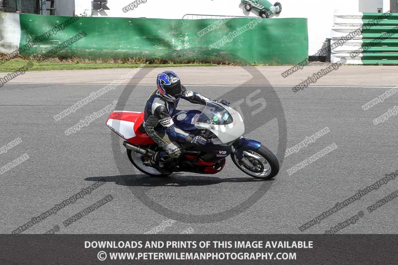 enduro digital images;event digital images;eventdigitalimages;mallory park;mallory park photographs;mallory park trackday;mallory park trackday photographs;no limits trackdays;peter wileman photography;racing digital images;trackday digital images;trackday photos