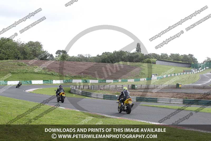 enduro digital images;event digital images;eventdigitalimages;mallory park;mallory park photographs;mallory park trackday;mallory park trackday photographs;no limits trackdays;peter wileman photography;racing digital images;trackday digital images;trackday photos