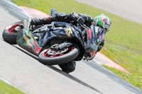 Rockingham-no-limits-trackday;enduro-digital-images;event-digital-images;eventdigitalimages;no-limits-trackdays;peter-wileman-photography;racing-digital-images;rockingham-raceway-northamptonshire;rockingham-trackday-photographs;trackday-digital-images;trackday-photos