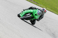 Rockingham-no-limits-trackday;enduro-digital-images;event-digital-images;eventdigitalimages;no-limits-trackdays;peter-wileman-photography;racing-digital-images;rockingham-raceway-northamptonshire;rockingham-trackday-photographs;trackday-digital-images;trackday-photos