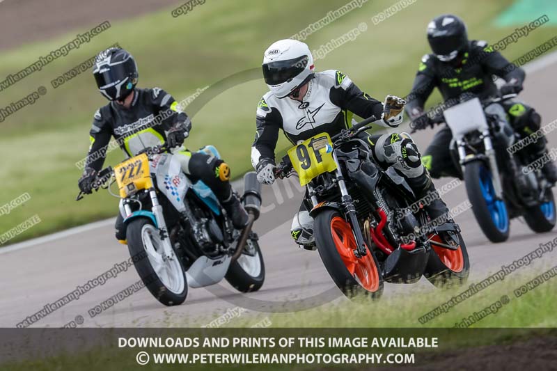 Rockingham no limits trackday;enduro digital images;event digital images;eventdigitalimages;no limits trackdays;peter wileman photography;racing digital images;rockingham raceway northamptonshire;rockingham trackday photographs;trackday digital images;trackday photos