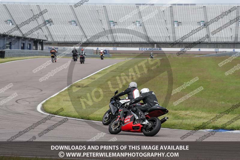 Rockingham no limits trackday;enduro digital images;event digital images;eventdigitalimages;no limits trackdays;peter wileman photography;racing digital images;rockingham raceway northamptonshire;rockingham trackday photographs;trackday digital images;trackday photos