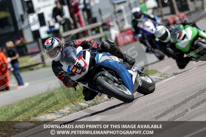 enduro digital images;event digital images;eventdigitalimages;lydden hill;lydden no limits trackday;lydden photographs;lydden trackday photographs;no limits trackdays;peter wileman photography;racing digital images;trackday digital images;trackday photos