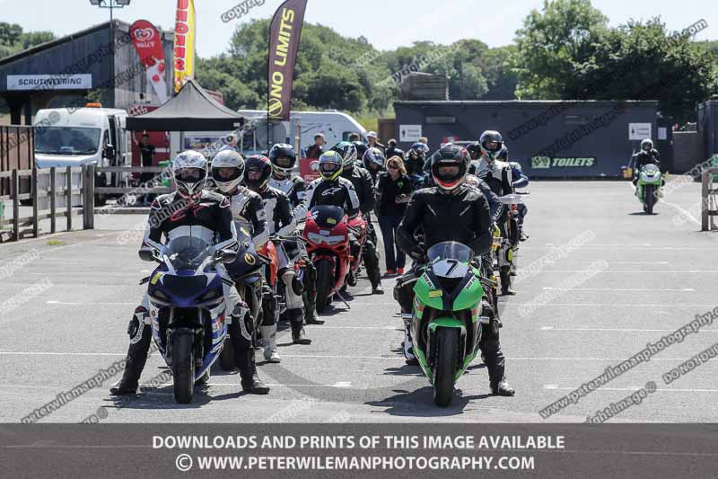 enduro digital images;event digital images;eventdigitalimages;lydden hill;lydden hill trackday photographs;lydden no limits trackday;lydden photographs;no limits trackdays;peter wileman photography;racing digital images;trackday digital images;trackday photos