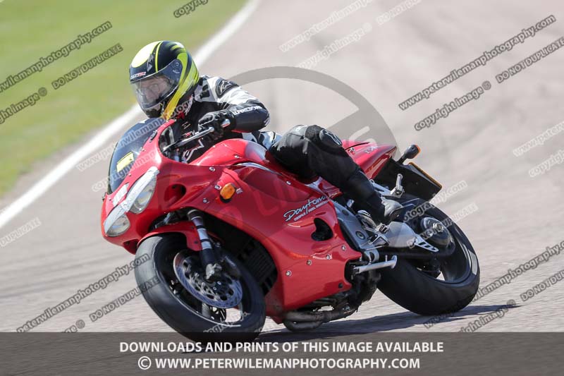enduro digital images;event digital images;eventdigitalimages;lydden hill;lydden hill trackday photographs;lydden no limits trackday;lydden photographs;no limits trackdays;peter wileman photography;racing digital images;trackday digital images;trackday photos