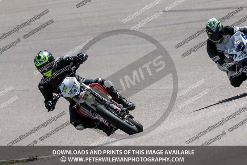 enduro digital images;event digital images;eventdigitalimages;lydden hill;lydden hill trackday photographs;lydden no limits trackday;lydden photographs;no limits trackdays;peter wileman photography;racing digital images;trackday digital images;trackday photos