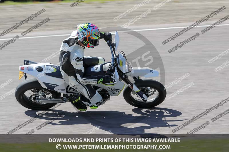 enduro digital images;event digital images;eventdigitalimages;lydden hill;lydden hill trackday photographs;lydden no limits trackday;lydden photographs;no limits trackdays;peter wileman photography;racing digital images;trackday digital images;trackday photos