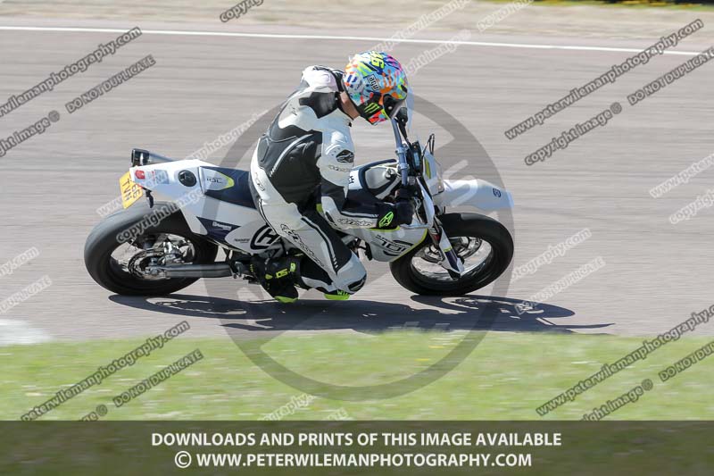 enduro digital images;event digital images;eventdigitalimages;lydden hill;lydden hill trackday photographs;lydden no limits trackday;lydden photographs;no limits trackdays;peter wileman photography;racing digital images;trackday digital images;trackday photos
