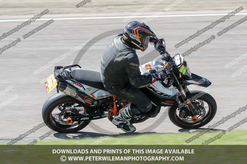 enduro digital images;event digital images;eventdigitalimages;lydden hill;lydden hill trackday photographs;lydden no limits trackday;lydden photographs;no limits trackdays;peter wileman photography;racing digital images;trackday digital images;trackday photos