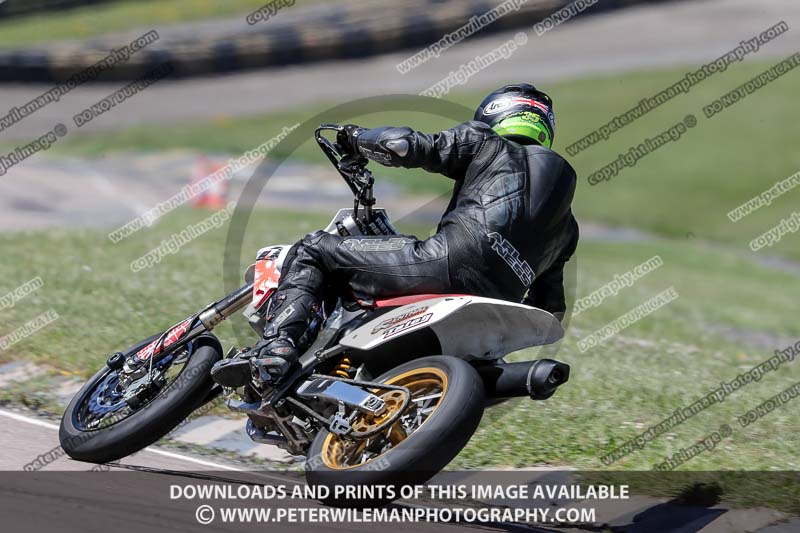 enduro digital images;event digital images;eventdigitalimages;lydden hill;lydden hill trackday photographs;lydden no limits trackday;lydden photographs;no limits trackdays;peter wileman photography;racing digital images;trackday digital images;trackday photos