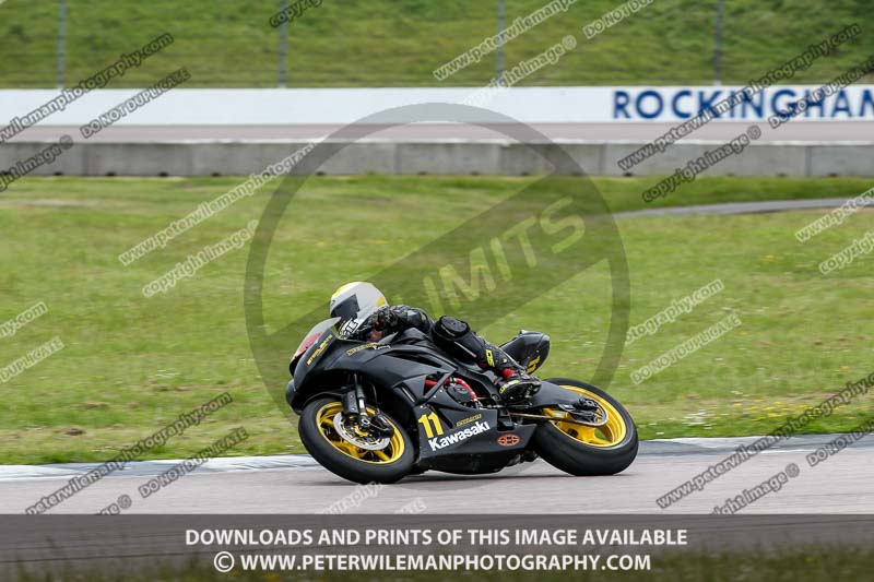 Rockingham no limits trackday;enduro digital images;event digital images;eventdigitalimages;no limits trackdays;peter wileman photography;racing digital images;rockingham raceway northamptonshire;rockingham trackday photographs;trackday digital images;trackday photos