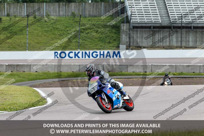 Rockingham no limits trackday;enduro digital images;event digital images;eventdigitalimages;no limits trackdays;peter wileman photography;racing digital images;rockingham raceway northamptonshire;rockingham trackday photographs;trackday digital images;trackday photos