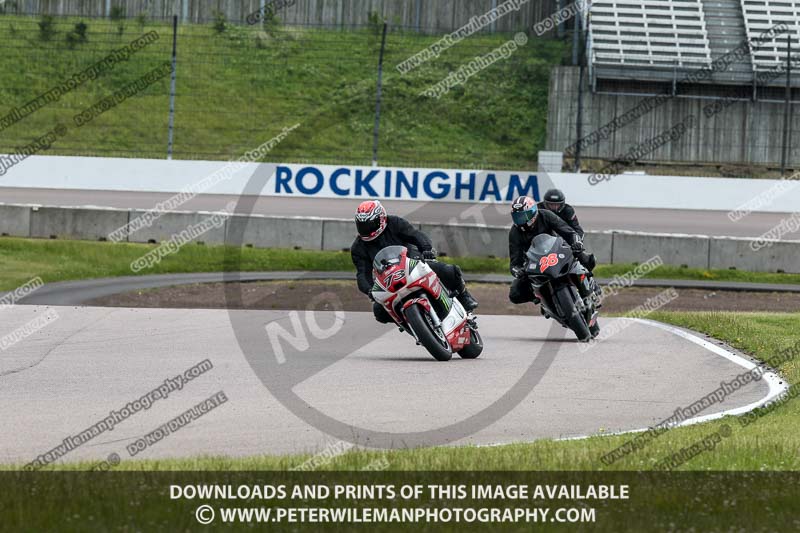 Rockingham no limits trackday;enduro digital images;event digital images;eventdigitalimages;no limits trackdays;peter wileman photography;racing digital images;rockingham raceway northamptonshire;rockingham trackday photographs;trackday digital images;trackday photos