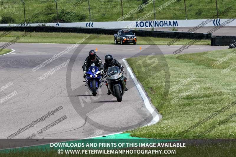 Rockingham no limits trackday;enduro digital images;event digital images;eventdigitalimages;no limits trackdays;peter wileman photography;racing digital images;rockingham raceway northamptonshire;rockingham trackday photographs;trackday digital images;trackday photos
