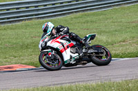 Rockingham-no-limits-trackday;enduro-digital-images;event-digital-images;eventdigitalimages;no-limits-trackdays;peter-wileman-photography;racing-digital-images;rockingham-raceway-northamptonshire;rockingham-trackday-photographs;trackday-digital-images;trackday-photos