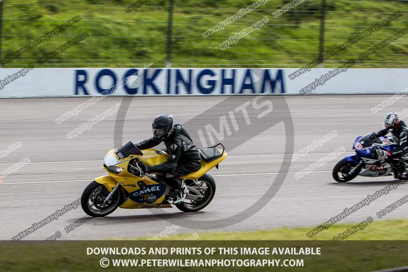 Rockingham no limits trackday;enduro digital images;event digital images;eventdigitalimages;no limits trackdays;peter wileman photography;racing digital images;rockingham raceway northamptonshire;rockingham trackday photographs;trackday digital images;trackday photos