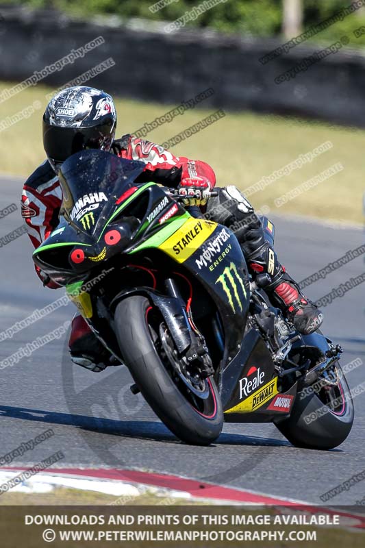 enduro digital images;event digital images;eventdigitalimages;no limits trackdays;peter wileman photography;racing digital images;snetterton;snetterton no limits trackday;snetterton photographs;snetterton trackday photographs;trackday digital images;trackday photos