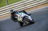brands-hatch-photographs;brands-no-limits-trackday;cadwell-trackday-photographs;enduro-digital-images;event-digital-images;eventdigitalimages;no-limits-trackdays;peter-wileman-photography;racing-digital-images;trackday-digital-images;trackday-photos