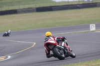 anglesey-no-limits-trackday;anglesey-photographs;anglesey-trackday-photographs;enduro-digital-images;event-digital-images;eventdigitalimages;no-limits-trackdays;peter-wileman-photography;racing-digital-images;trac-mon;trackday-digital-images;trackday-photos;ty-croes