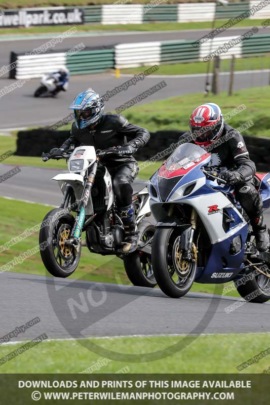 cadwell no limits trackday;cadwell park;cadwell park photographs;cadwell trackday photographs;enduro digital images;event digital images;eventdigitalimages;no limits trackdays;peter wileman photography;racing digital images;trackday digital images;trackday photos