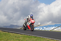 march-2017;motorbikes;no-limits;peter-wileman-photography;portimao;portugal;trackday-digital-images