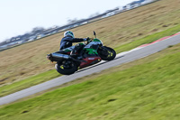 brands-hatch-photographs;brands-no-limits-trackday;cadwell-trackday-photographs;enduro-digital-images;event-digital-images;eventdigitalimages;no-limits-trackdays;peter-wileman-photography;racing-digital-images;trackday-digital-images;trackday-photos