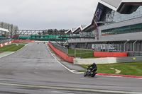 Advanced Group Silver/Grey Bikes