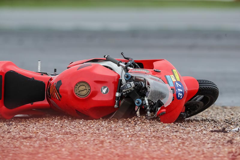 enduro digital images;event digital images;eventdigitalimages;no limits trackdays;peter wileman photography;racing digital images;snetterton;snetterton no limits trackday;snetterton photographs;snetterton trackday photographs;trackday digital images;trackday photos