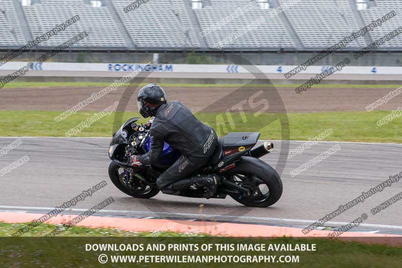 Rockingham no limits trackday;enduro digital images;event digital images;eventdigitalimages;no limits trackdays;peter wileman photography;racing digital images;rockingham raceway northamptonshire;rockingham trackday photographs;trackday digital images;trackday photos