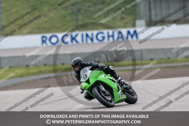 Rockingham no limits trackday;enduro digital images;event digital images;eventdigitalimages;no limits trackdays;peter wileman photography;racing digital images;rockingham raceway northamptonshire;rockingham trackday photographs;trackday digital images;trackday photos