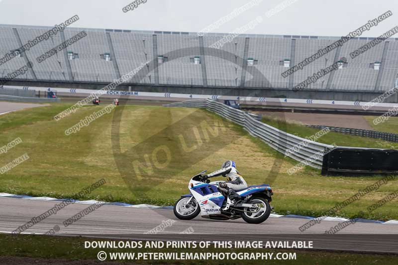 Rockingham no limits trackday;enduro digital images;event digital images;eventdigitalimages;no limits trackdays;peter wileman photography;racing digital images;rockingham raceway northamptonshire;rockingham trackday photographs;trackday digital images;trackday photos