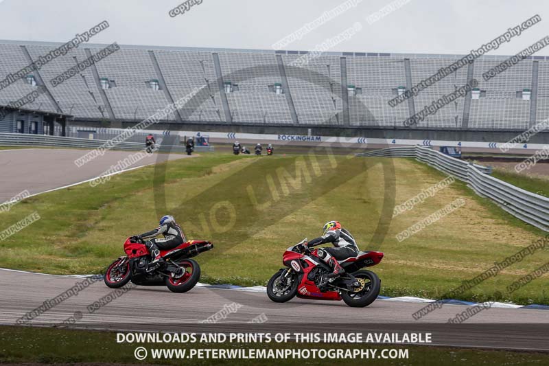 Rockingham no limits trackday;enduro digital images;event digital images;eventdigitalimages;no limits trackdays;peter wileman photography;racing digital images;rockingham raceway northamptonshire;rockingham trackday photographs;trackday digital images;trackday photos