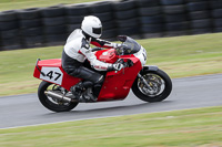 enduro-digital-images;event-digital-images;eventdigitalimages;mallory-park;mallory-park-photographs;mallory-park-trackday;mallory-park-trackday-photographs;no-limits-trackdays;peter-wileman-photography;racing-digital-images;trackday-digital-images;trackday-photos