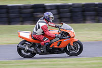 enduro-digital-images;event-digital-images;eventdigitalimages;mallory-park;mallory-park-photographs;mallory-park-trackday;mallory-park-trackday-photographs;no-limits-trackdays;peter-wileman-photography;racing-digital-images;trackday-digital-images;trackday-photos