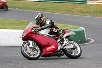 enduro-digital-images;event-digital-images;eventdigitalimages;mallory-park;mallory-park-photographs;mallory-park-trackday;mallory-park-trackday-photographs;no-limits-trackdays;peter-wileman-photography;racing-digital-images;trackday-digital-images;trackday-photos
