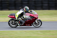 enduro-digital-images;event-digital-images;eventdigitalimages;mallory-park;mallory-park-photographs;mallory-park-trackday;mallory-park-trackday-photographs;no-limits-trackdays;peter-wileman-photography;racing-digital-images;trackday-digital-images;trackday-photos