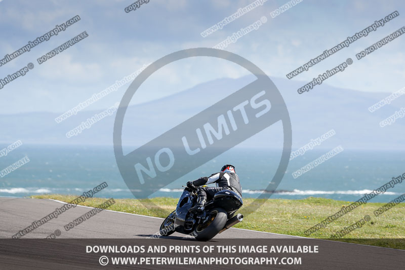 anglesey no limits trackday;anglesey photographs;anglesey trackday photographs;enduro digital images;event digital images;eventdigitalimages;no limits trackdays;peter wileman photography;racing digital images;trac mon;trackday digital images;trackday photos;ty croes