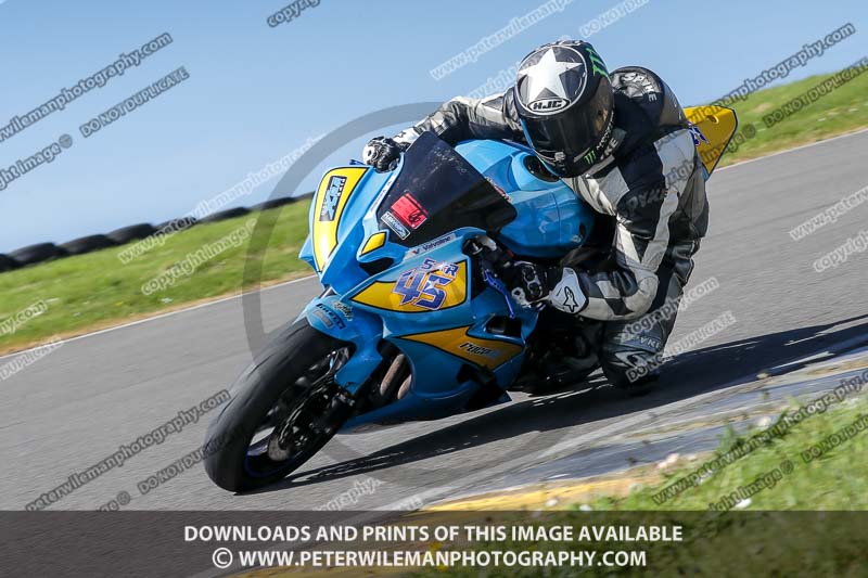 anglesey no limits trackday;anglesey photographs;anglesey trackday photographs;enduro digital images;event digital images;eventdigitalimages;no limits trackdays;peter wileman photography;racing digital images;trac mon;trackday digital images;trackday photos;ty croes