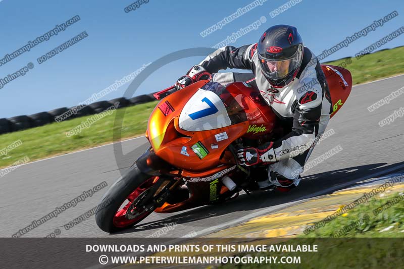 anglesey no limits trackday;anglesey photographs;anglesey trackday photographs;enduro digital images;event digital images;eventdigitalimages;no limits trackdays;peter wileman photography;racing digital images;trac mon;trackday digital images;trackday photos;ty croes