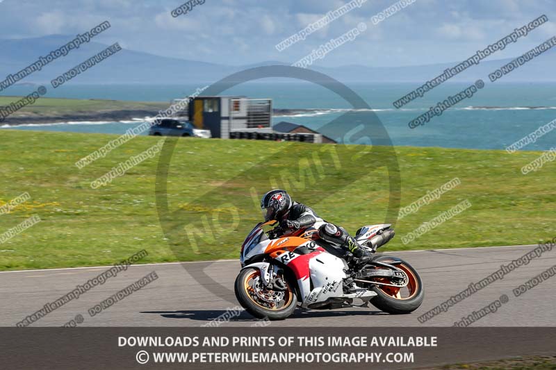 anglesey no limits trackday;anglesey photographs;anglesey trackday photographs;enduro digital images;event digital images;eventdigitalimages;no limits trackdays;peter wileman photography;racing digital images;trac mon;trackday digital images;trackday photos;ty croes