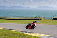 anglesey-no-limits-trackday;anglesey-photographs;anglesey-trackday-photographs;enduro-digital-images;event-digital-images;eventdigitalimages;no-limits-trackdays;peter-wileman-photography;racing-digital-images;trac-mon;trackday-digital-images;trackday-photos;ty-croes