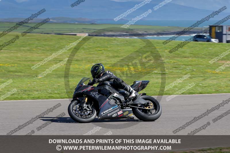 anglesey no limits trackday;anglesey photographs;anglesey trackday photographs;enduro digital images;event digital images;eventdigitalimages;no limits trackdays;peter wileman photography;racing digital images;trac mon;trackday digital images;trackday photos;ty croes