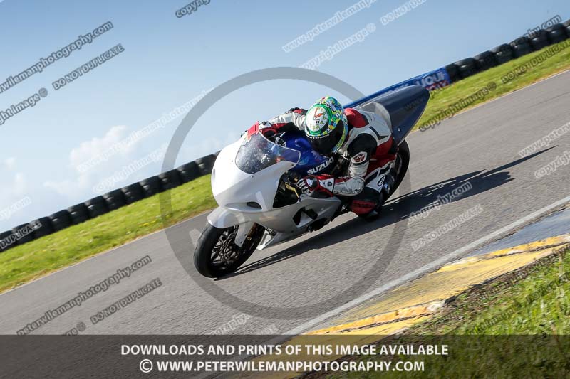 anglesey no limits trackday;anglesey photographs;anglesey trackday photographs;enduro digital images;event digital images;eventdigitalimages;no limits trackdays;peter wileman photography;racing digital images;trac mon;trackday digital images;trackday photos;ty croes