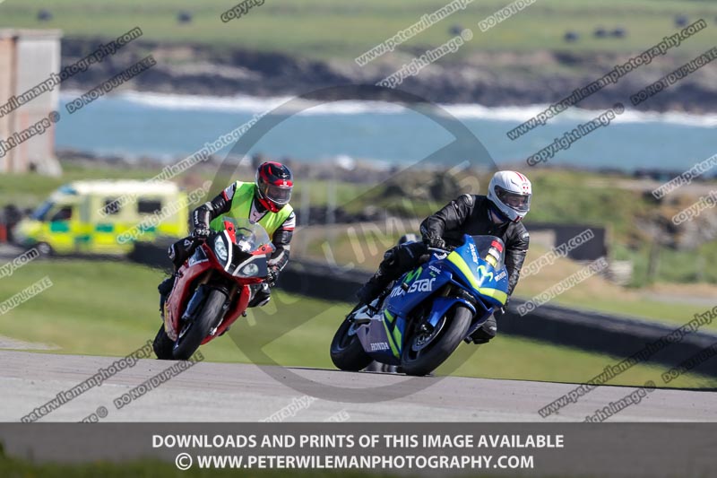anglesey no limits trackday;anglesey photographs;anglesey trackday photographs;enduro digital images;event digital images;eventdigitalimages;no limits trackdays;peter wileman photography;racing digital images;trac mon;trackday digital images;trackday photos;ty croes