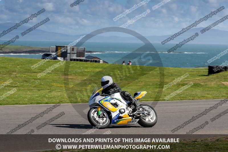 anglesey no limits trackday;anglesey photographs;anglesey trackday photographs;enduro digital images;event digital images;eventdigitalimages;no limits trackdays;peter wileman photography;racing digital images;trac mon;trackday digital images;trackday photos;ty croes