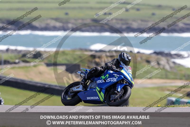 anglesey no limits trackday;anglesey photographs;anglesey trackday photographs;enduro digital images;event digital images;eventdigitalimages;no limits trackdays;peter wileman photography;racing digital images;trac mon;trackday digital images;trackday photos;ty croes
