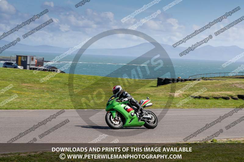anglesey no limits trackday;anglesey photographs;anglesey trackday photographs;enduro digital images;event digital images;eventdigitalimages;no limits trackdays;peter wileman photography;racing digital images;trac mon;trackday digital images;trackday photos;ty croes