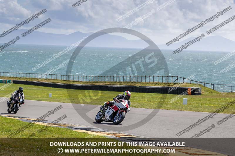 anglesey no limits trackday;anglesey photographs;anglesey trackday photographs;enduro digital images;event digital images;eventdigitalimages;no limits trackdays;peter wileman photography;racing digital images;trac mon;trackday digital images;trackday photos;ty croes