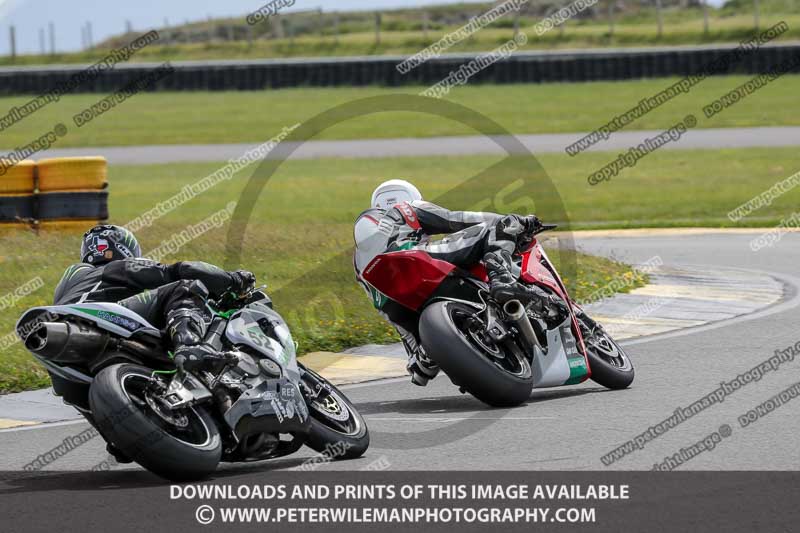 anglesey no limits trackday;anglesey photographs;anglesey trackday photographs;enduro digital images;event digital images;eventdigitalimages;no limits trackdays;peter wileman photography;racing digital images;trac mon;trackday digital images;trackday photos;ty croes