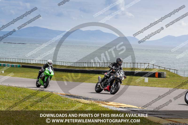 anglesey no limits trackday;anglesey photographs;anglesey trackday photographs;enduro digital images;event digital images;eventdigitalimages;no limits trackdays;peter wileman photography;racing digital images;trac mon;trackday digital images;trackday photos;ty croes